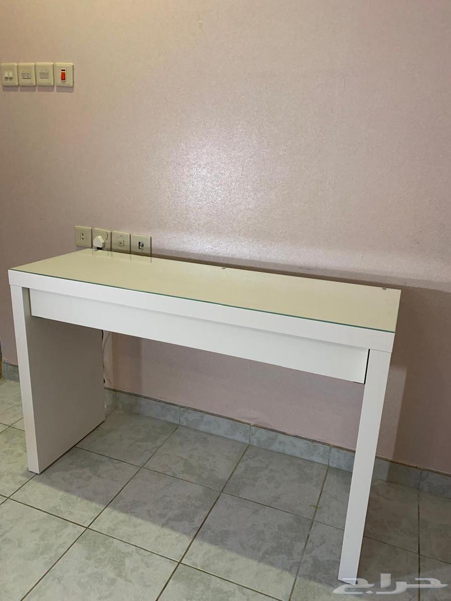 مكتب وتسريحه من ايكيا نظيفه64432264661890113