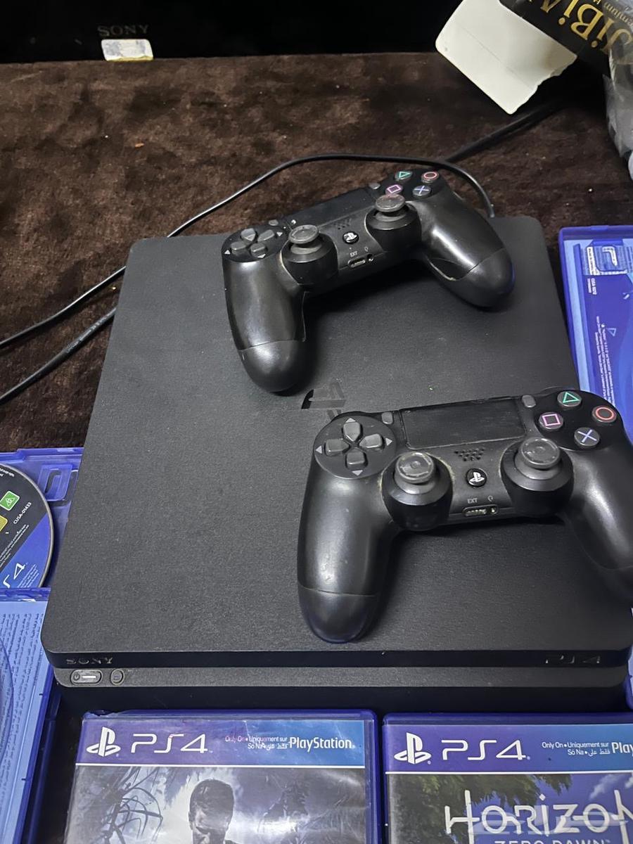 سوني64426833765377110