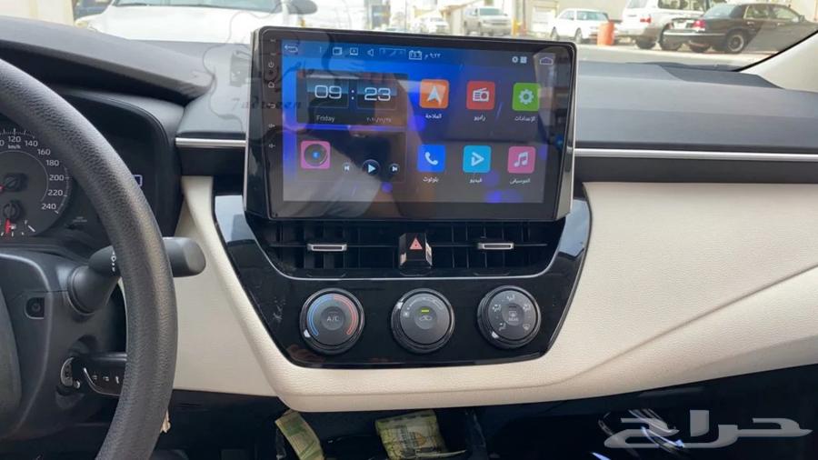 شاشة سيارة تيوتا كورلا اصليه 2024 بحاله الوكاله ونظيفه جدا64438082448386113