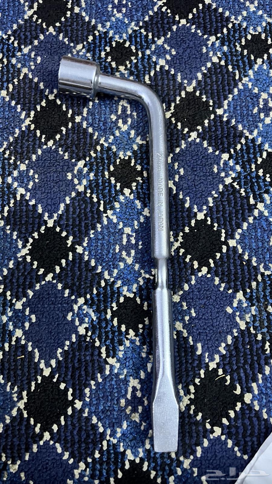 Number of devices64439678320386110