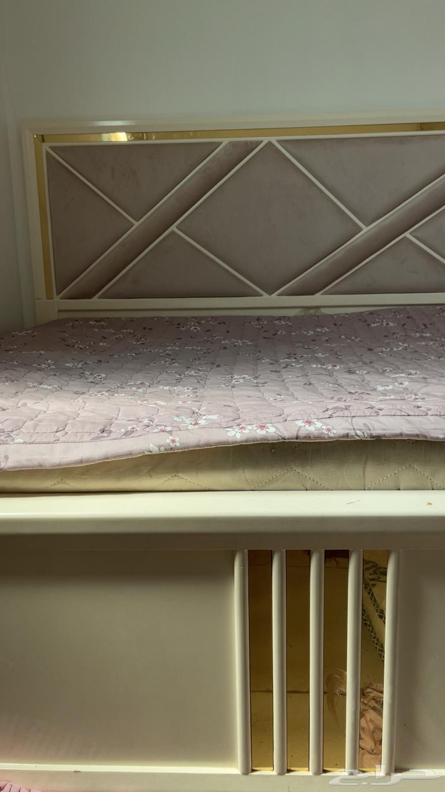 سرير نفرين جديد64434754789378110