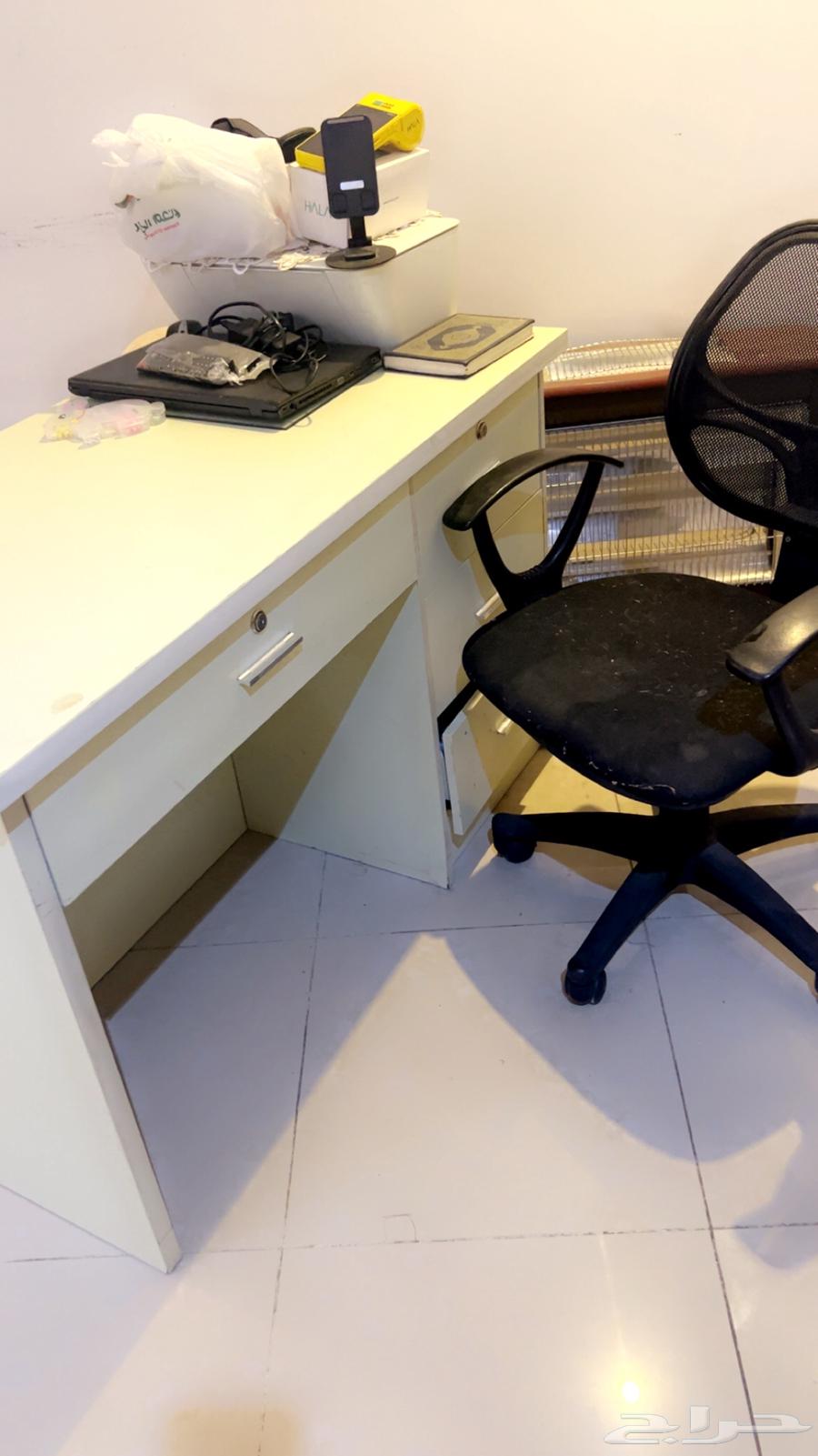كرسي ومكتب. تم البيع64434100917634111