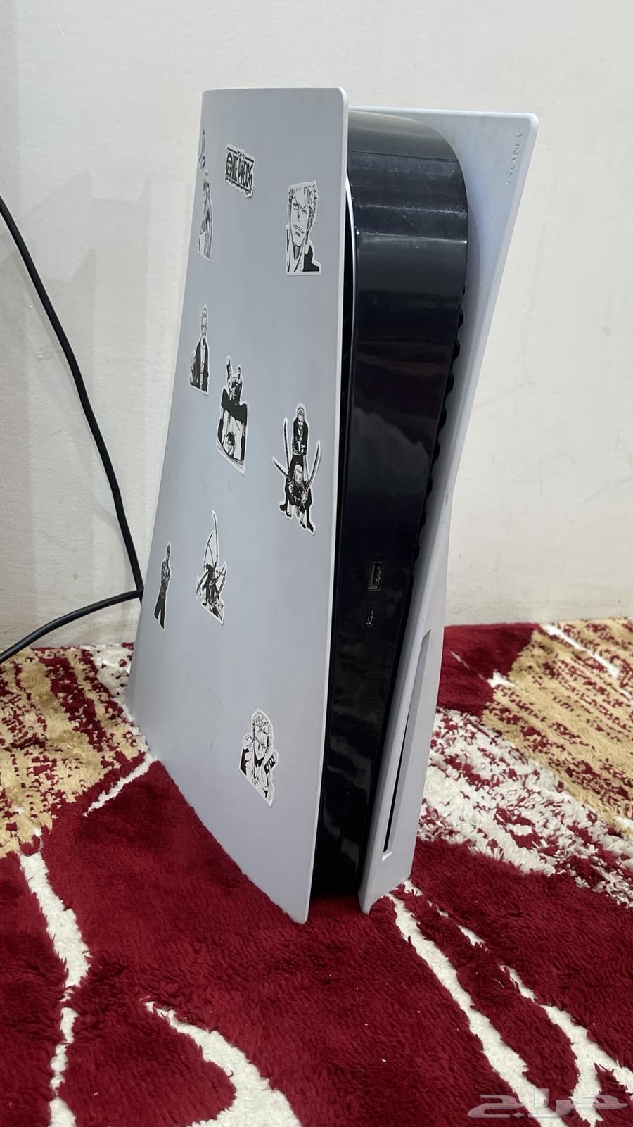 For sale PS5, very new, used for one month, comes with two controllers and two games64437827024641110