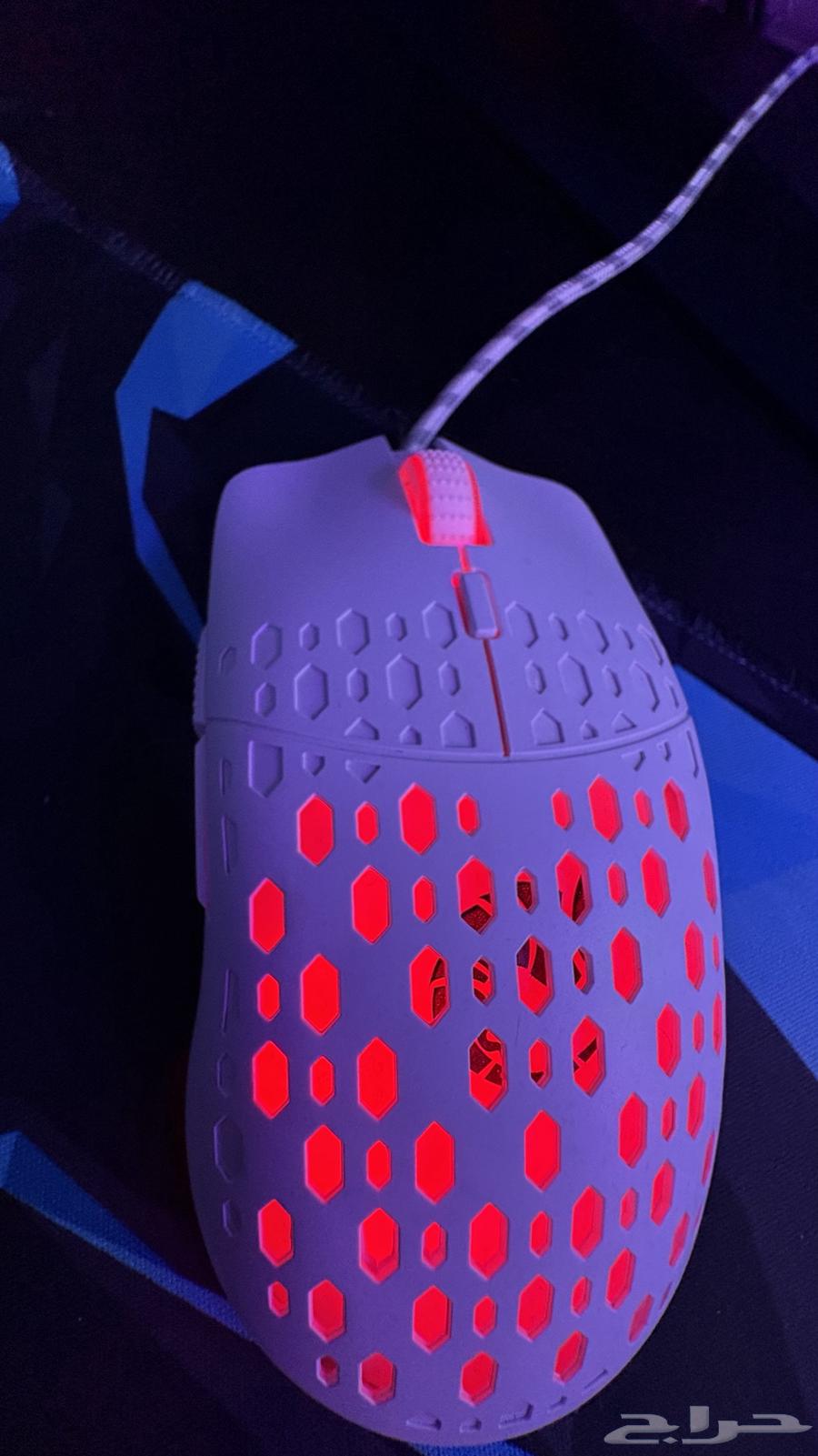 Mouse and Keyboard64438136703875111