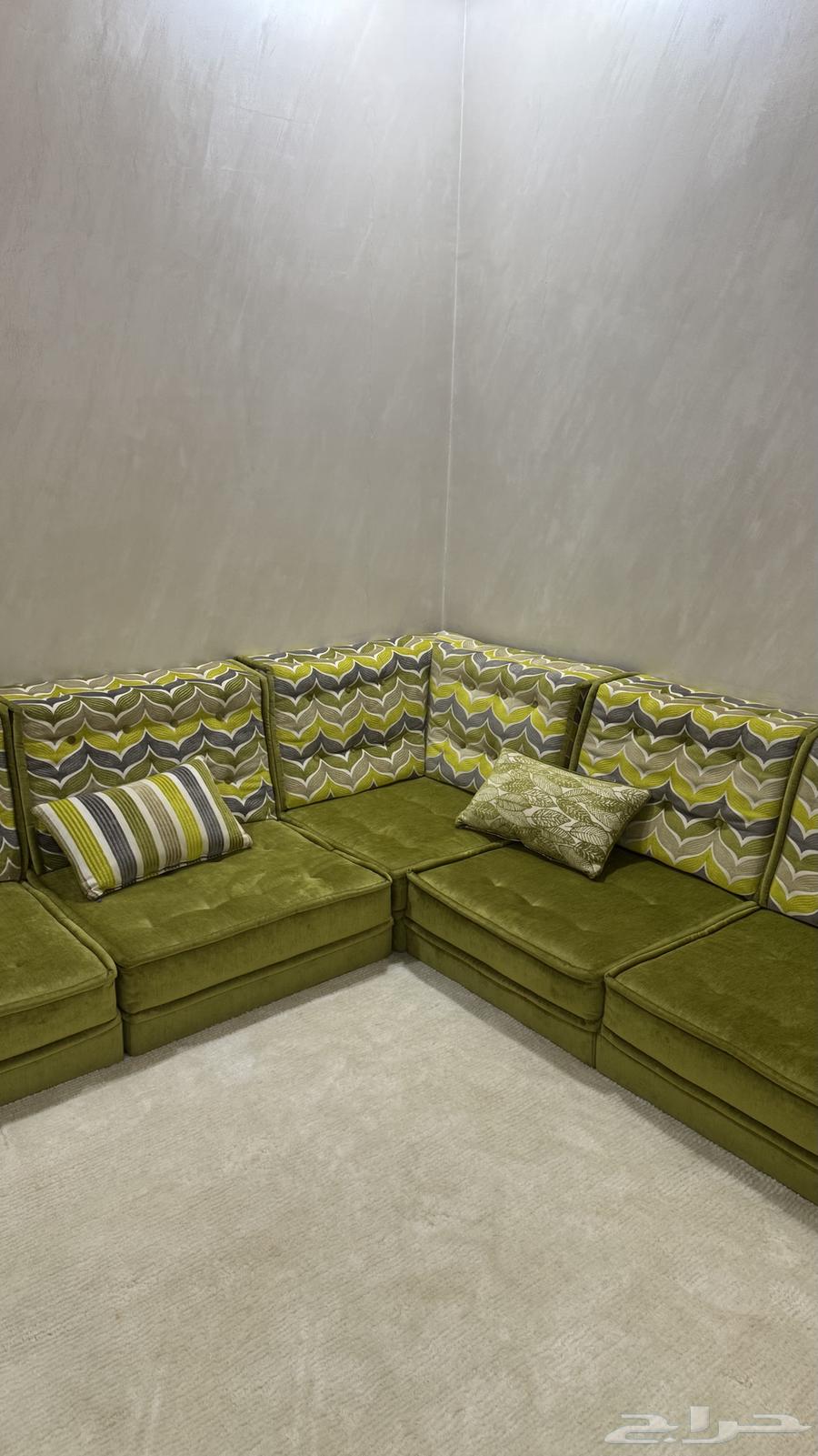 Floor session64439280225282111