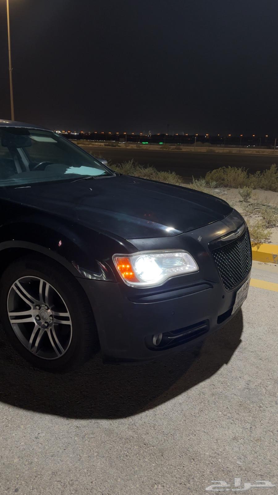 كرايزلر c300 للبيع او البدل64594246963458112