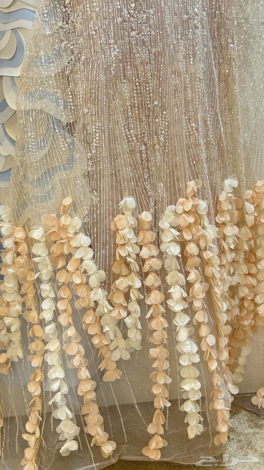 Dresses for sale64441390928387113