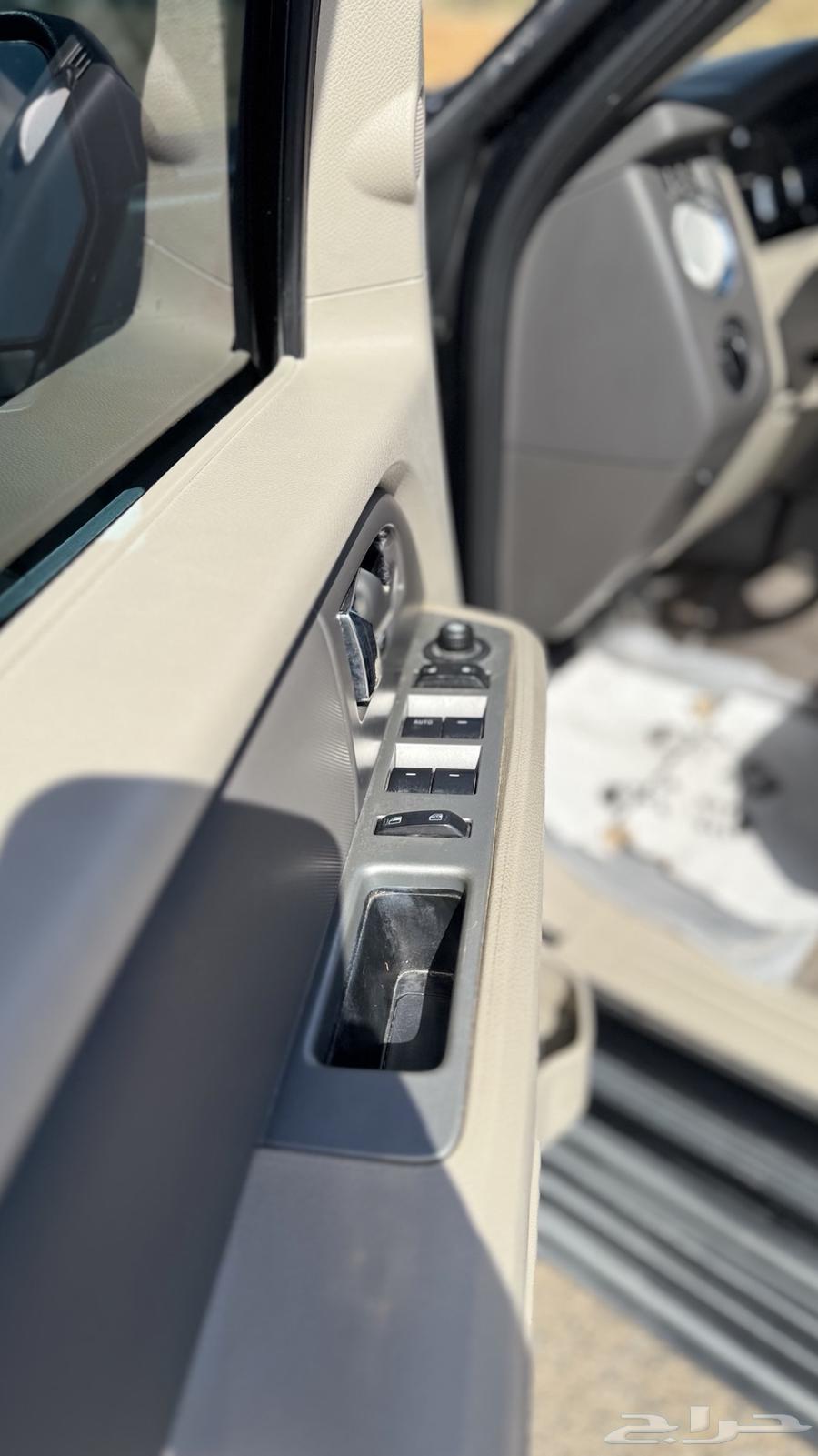 فورد اكسبديشن للبيع 2014 او للبدل64598178967042110