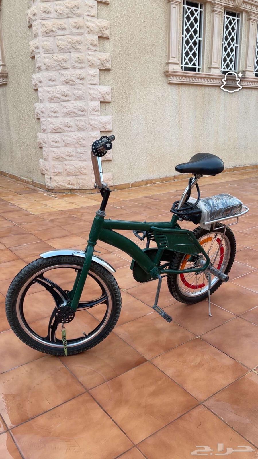 رامبو مقاس 20 اللون زيتي للبيع بدون الجنط الامامي و العواكس64439105115651110