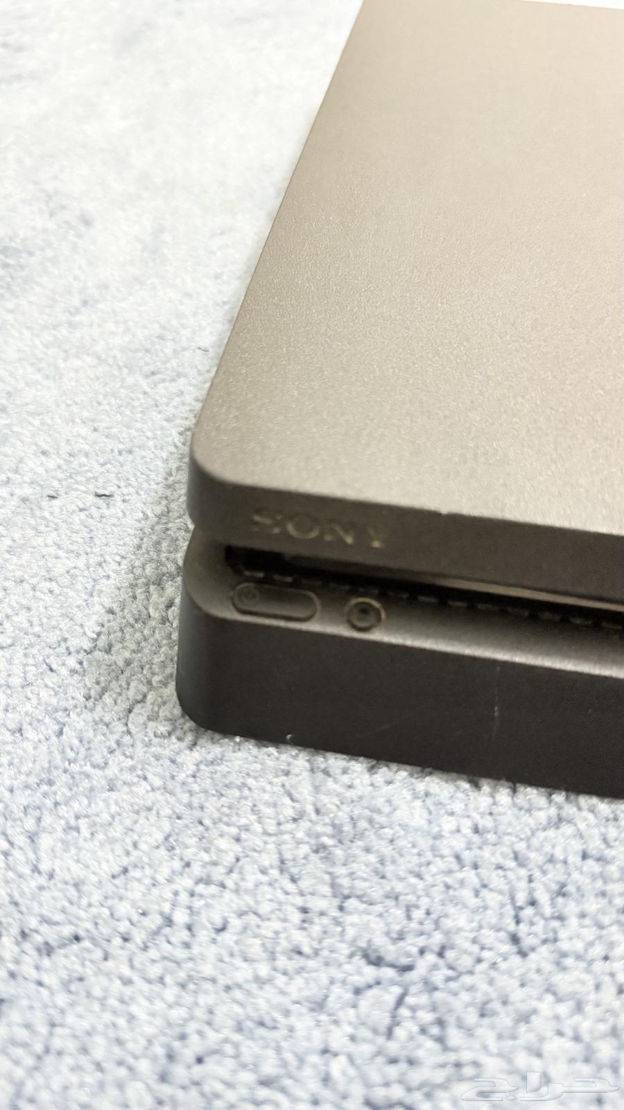 سوني 4 سليم للبيع64437180576515112