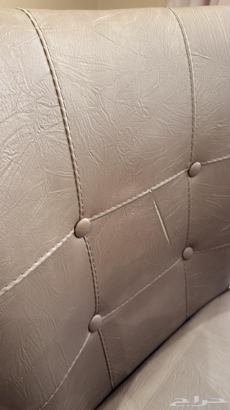 للبيع المستعجل طاولة طعام و بوفيه64437854494209112