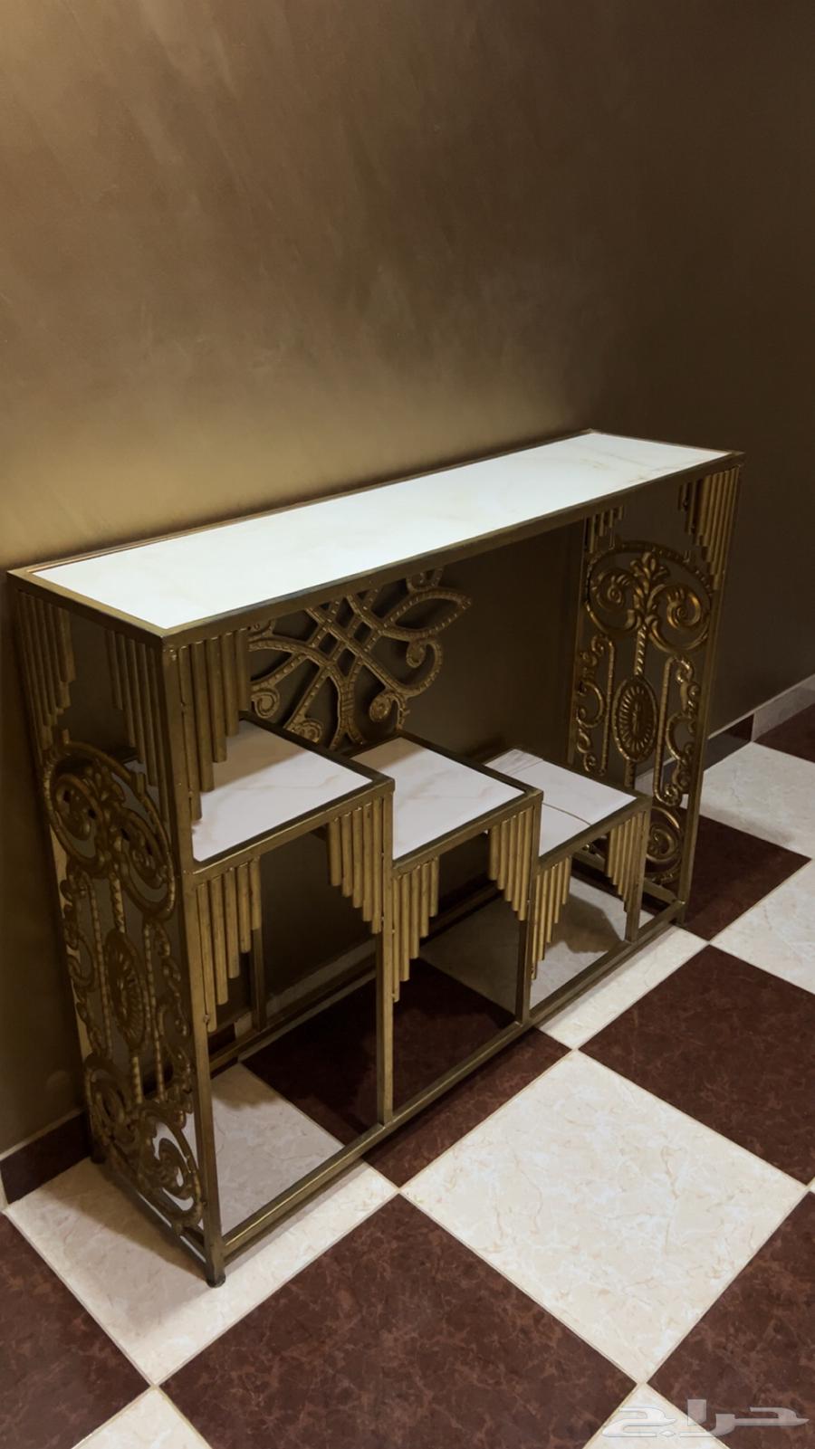 Reception table64437342153217112