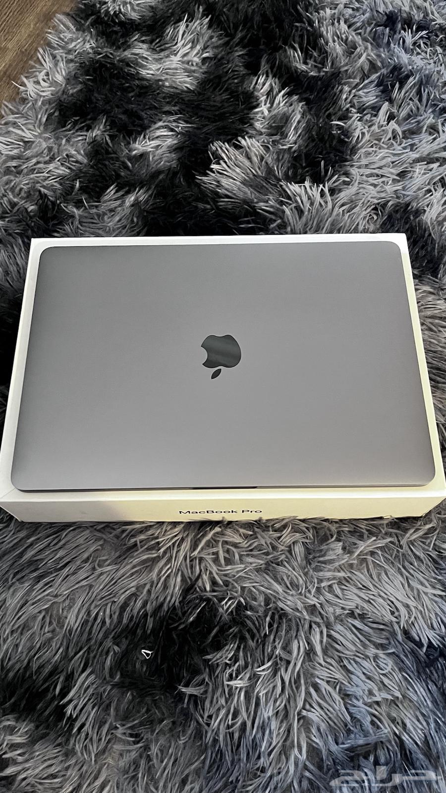 ماك بوك برو 1364438645606531111