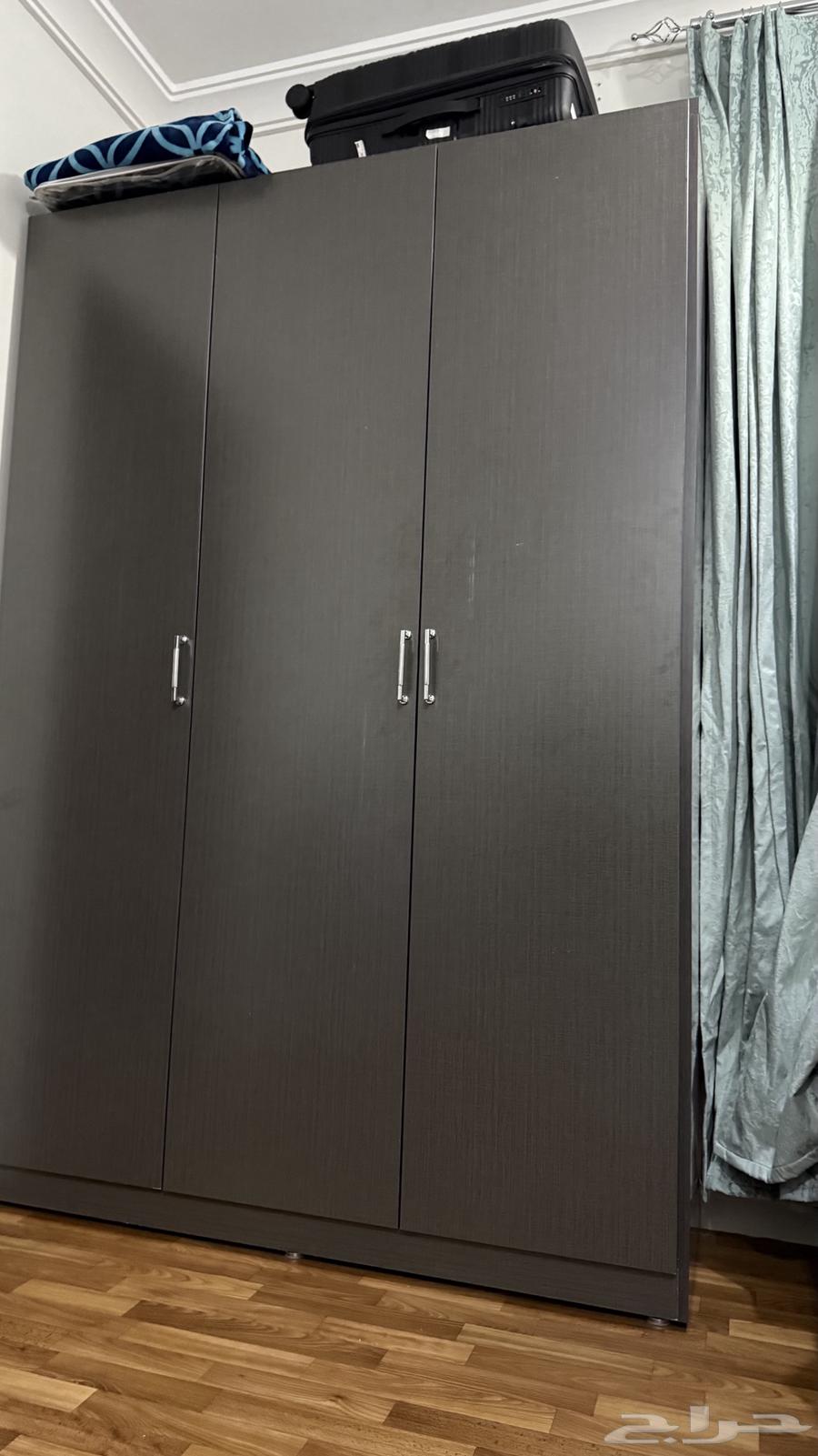 دولاب شبه جديد64440752268291111