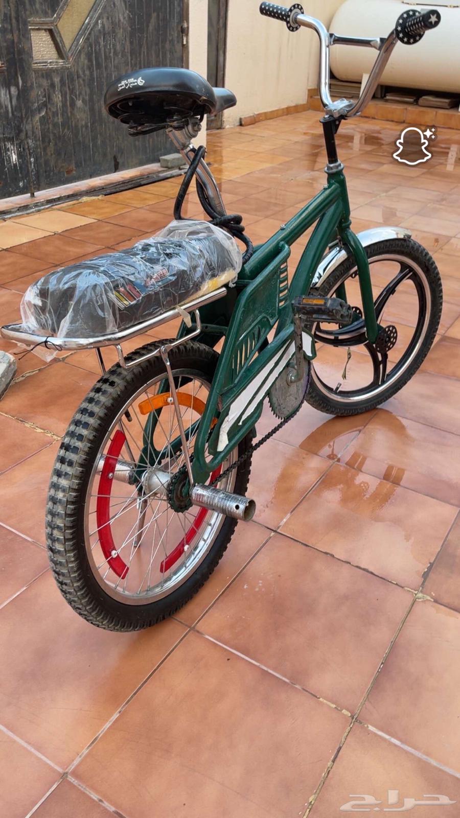 رامبو مقاس 20 اللون زيتي للبيع بدون الجنط الامامي و العواكس64439105115651112