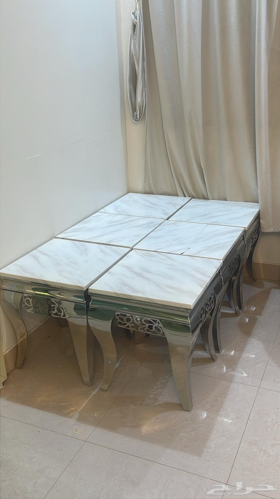 طباخ و طاولات64433779984643112