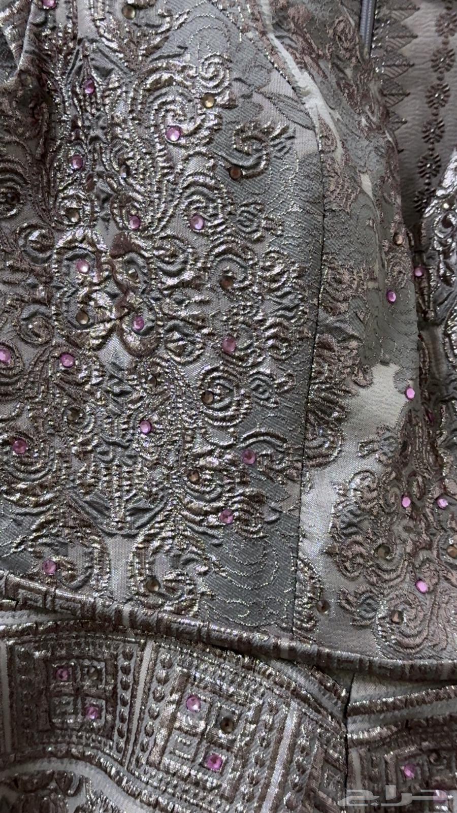 Evening dress or queen.64439692082563111