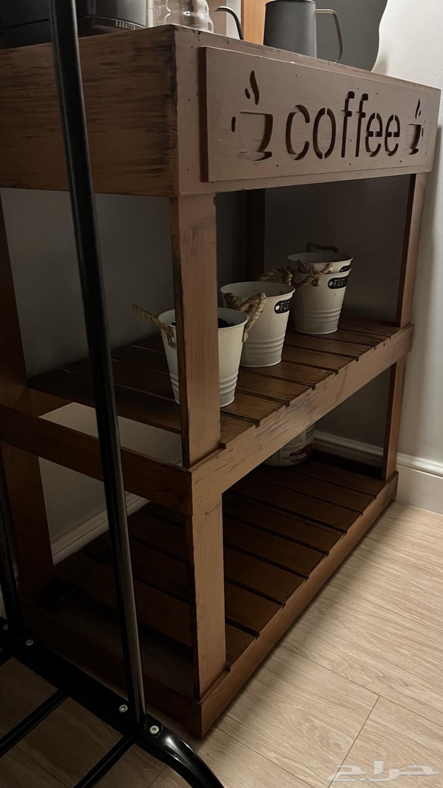 Coffee corner table64441787128067110