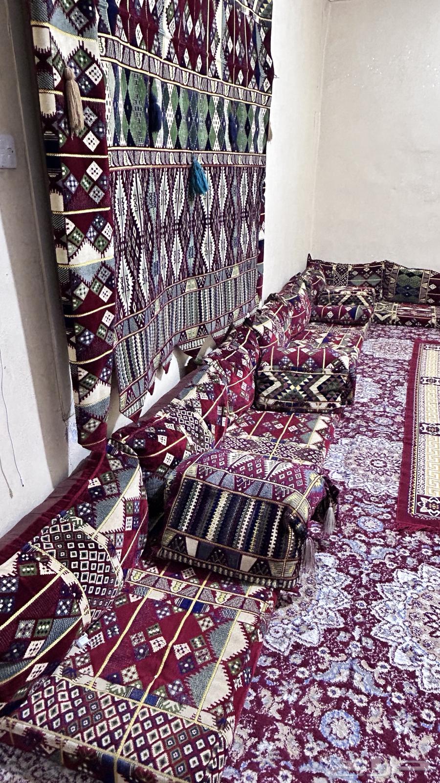 مجلس مشب خارجي بحالة ممتازة64434646863875113