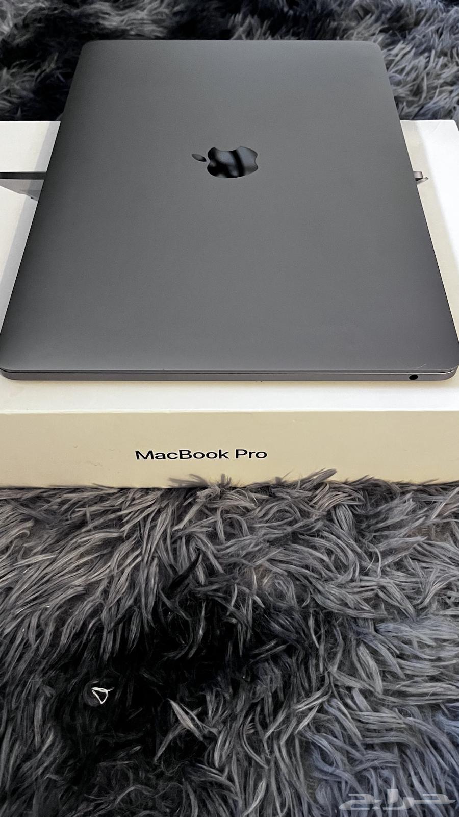 ماك بوك برو 1364438645606531113