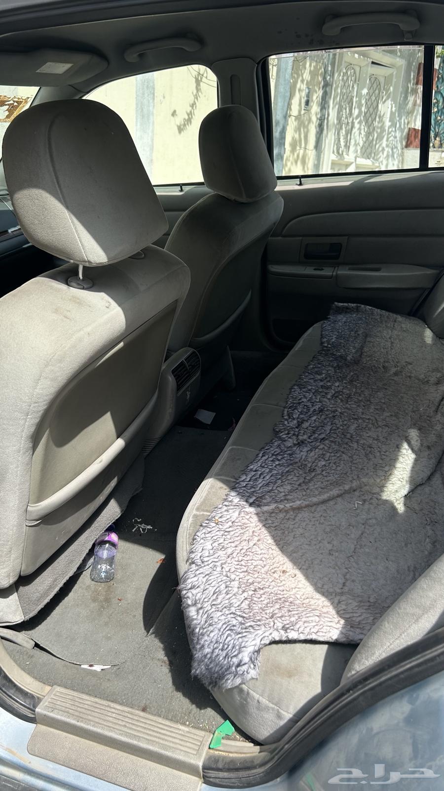 فورد فيكتوريا 200464597838472705113