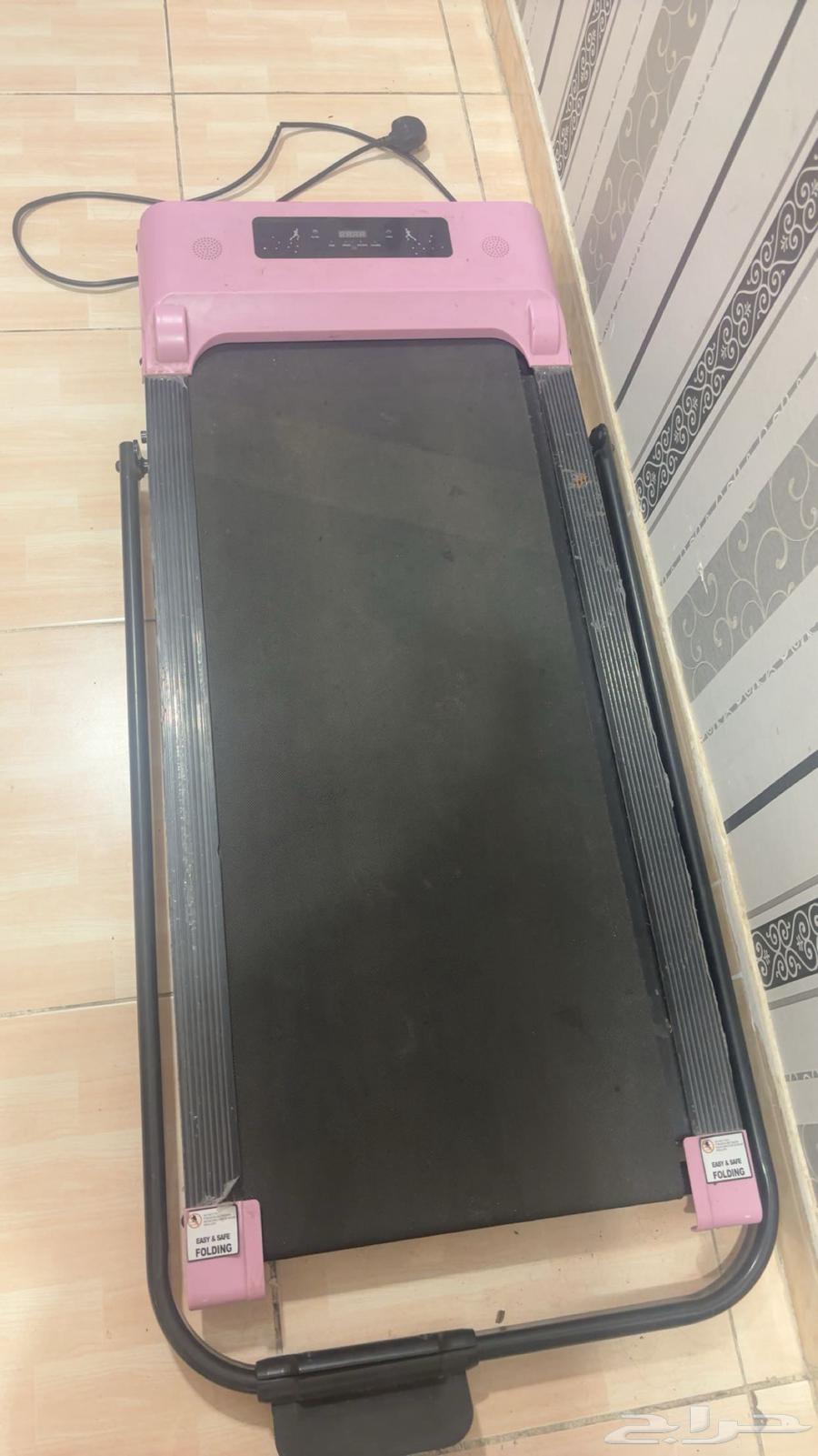 Small track64441595065987110