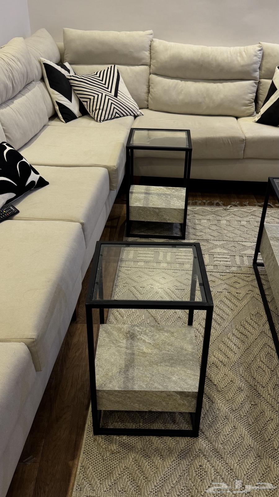 Tables64436789736067111