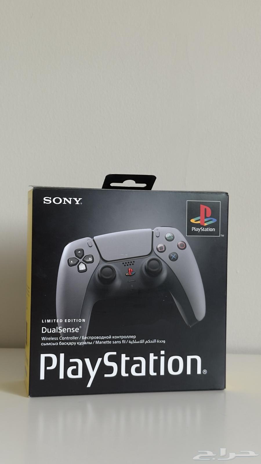 يد سوني نسخة 30 عام64437369157633110