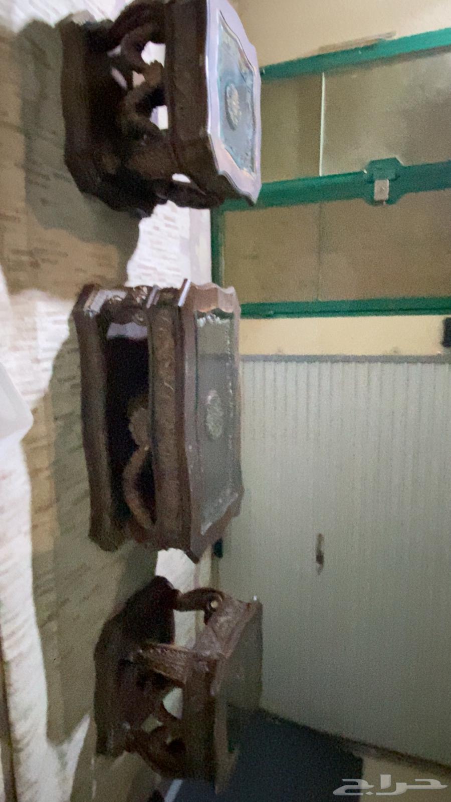 Elegant tables64434033870851112