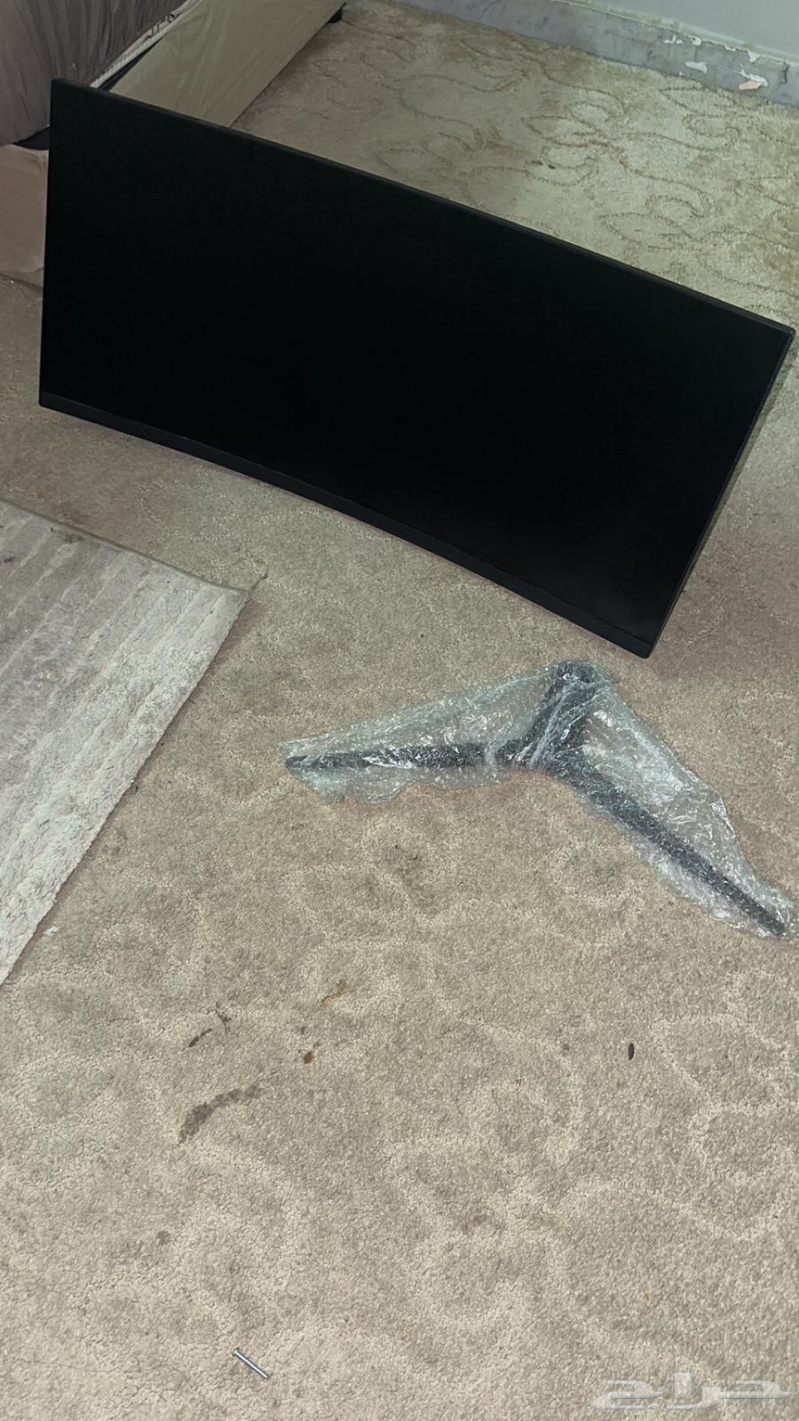 Curved gaming screen64442048901506111