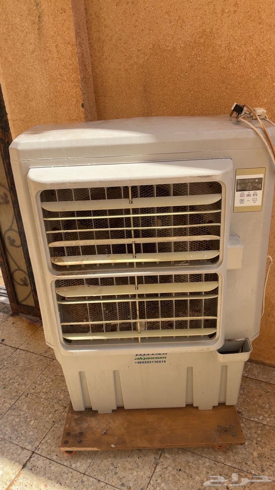 Refrigerator, freezer, two desert air conditioners, and gas64437342183938110