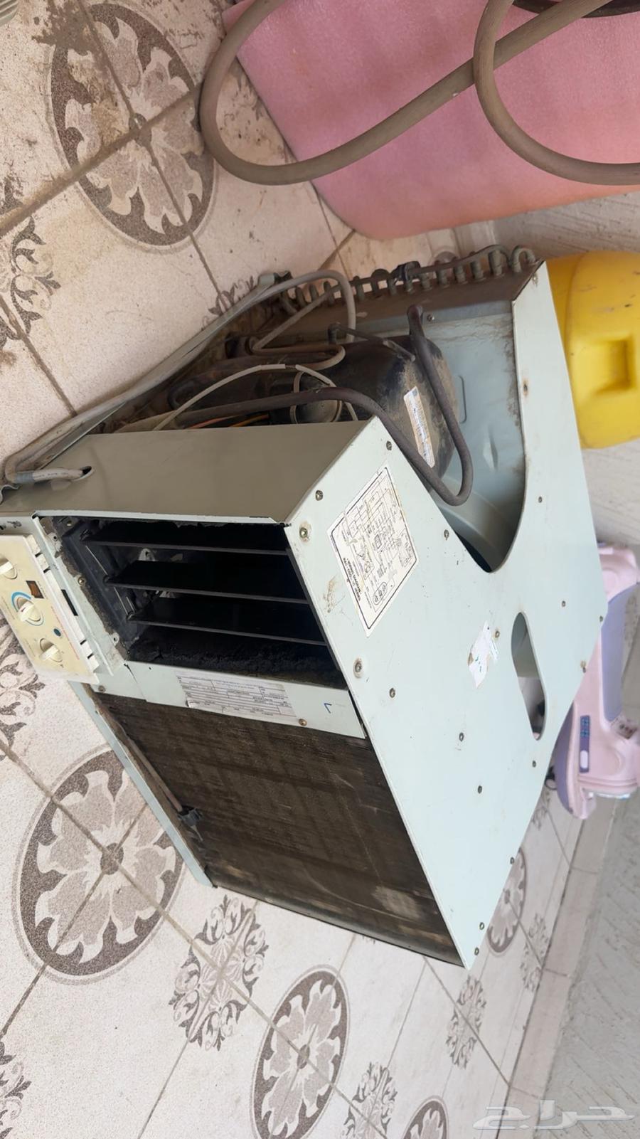 مكيف شباك 1864438364621057114