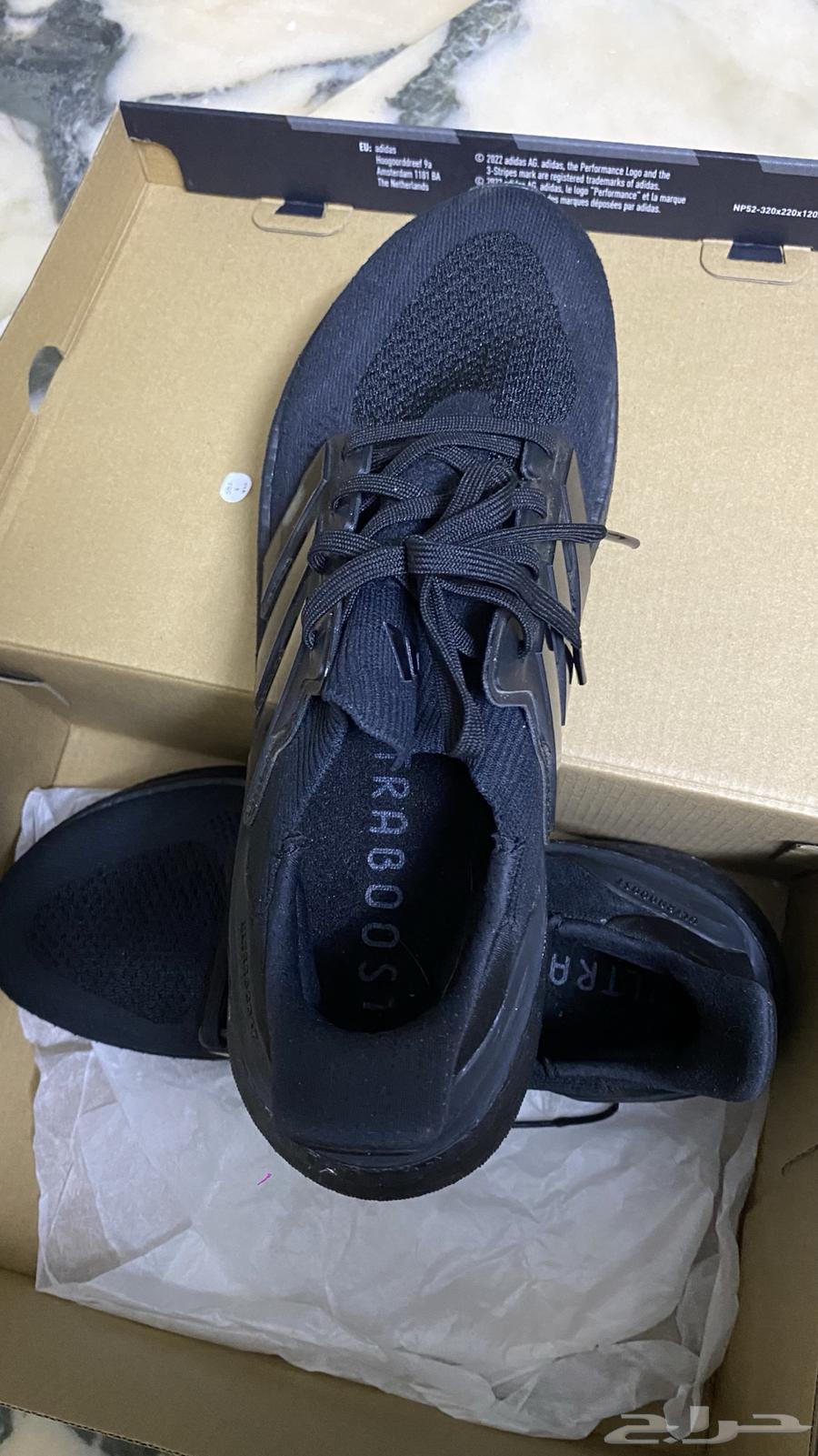 كنادر اديداس اصلية64434891239297112