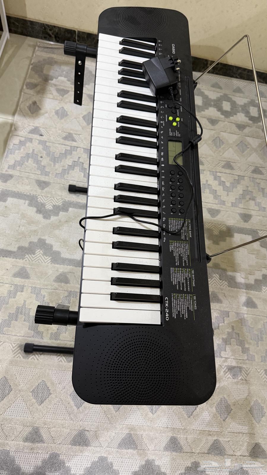 Casio Electronic Keyboard64437544467715110
