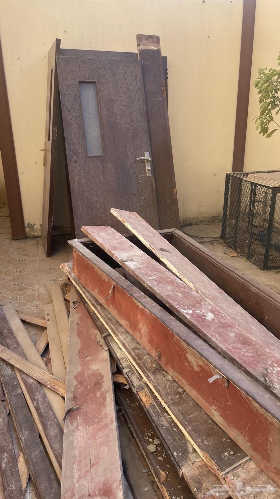 6 أبواب مستعمله مع الحلوق64456241057794110