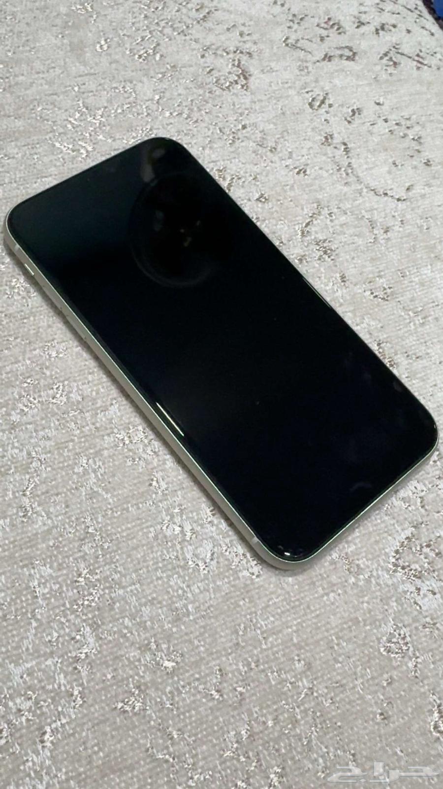 ايفون 11 64 قيقا البطاريه 77  الايفون بحاله ممتازه تمام64438123319299111