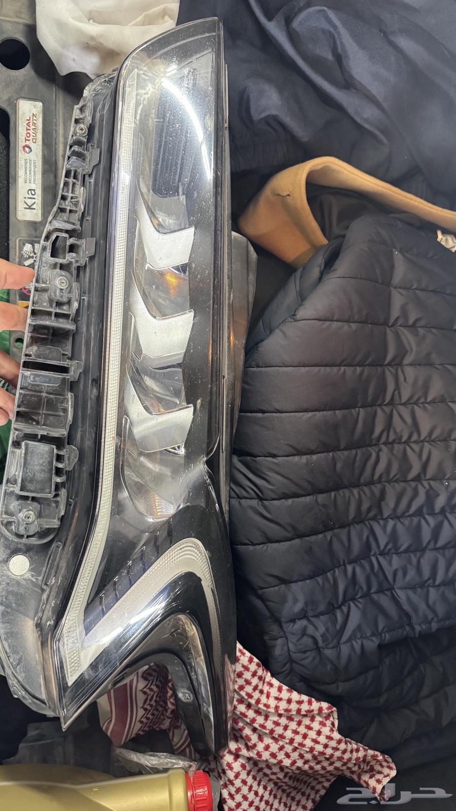 اسطب وكاله كيا كي فايف واحد فقط64598449892609110