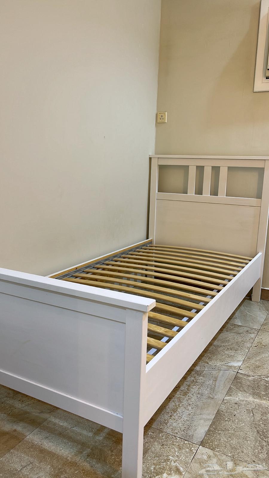 سرير خشبي ابيض64435109061123110