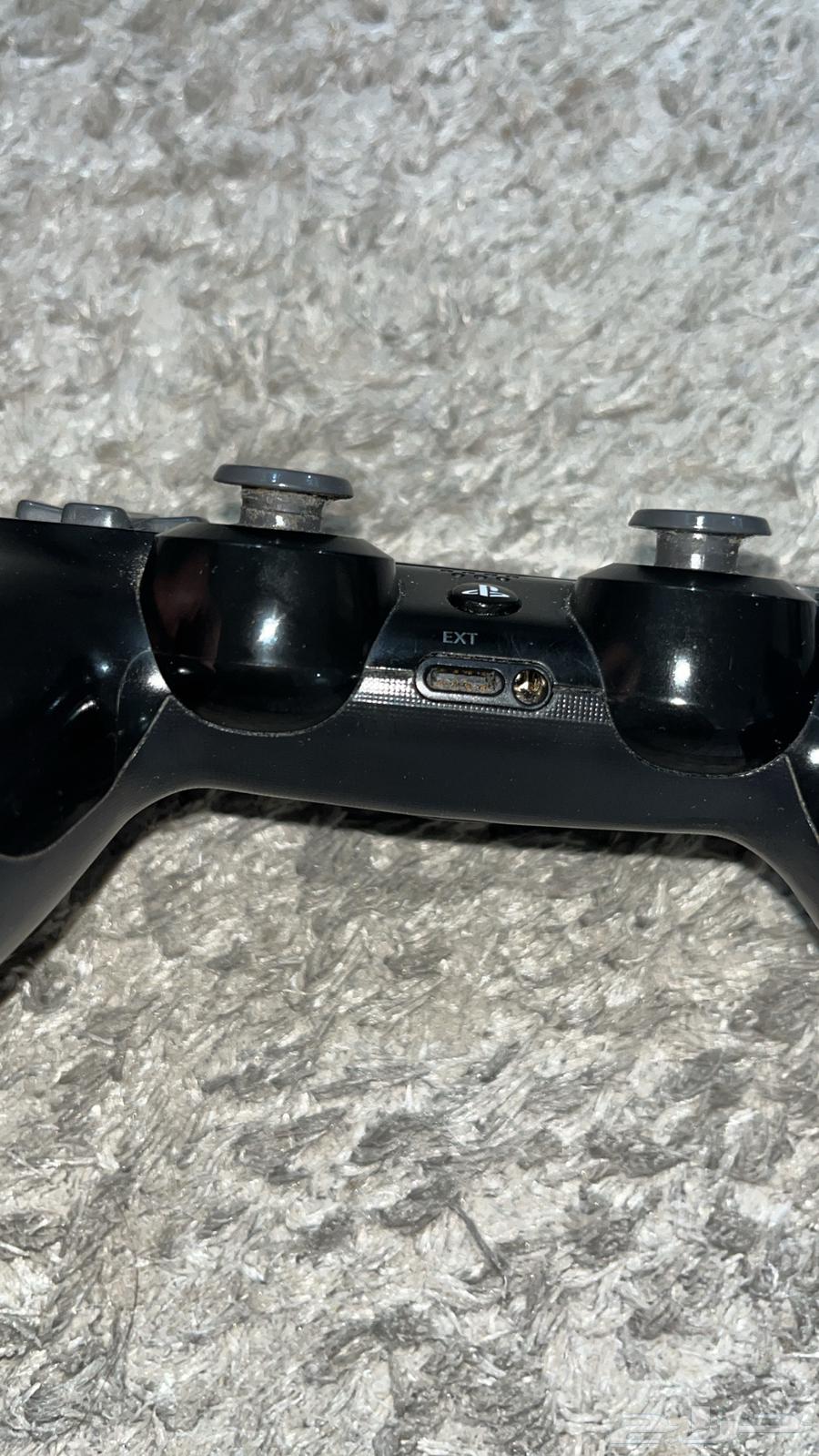 يد سوني 4 للبيع اصليه64438042396930114