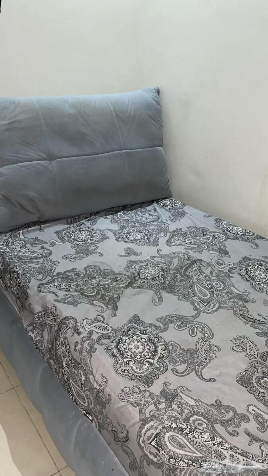 سريرين نفر ونص64436923465859112