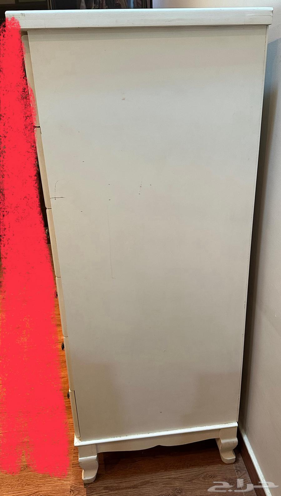 White shelf64440806336514111