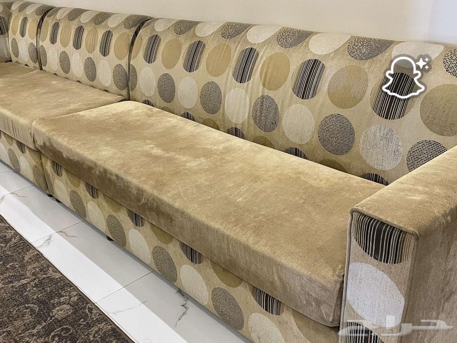 كنب للبيع. الي يبيه يجي وماحنا مختلفين على السعر64440887615363113