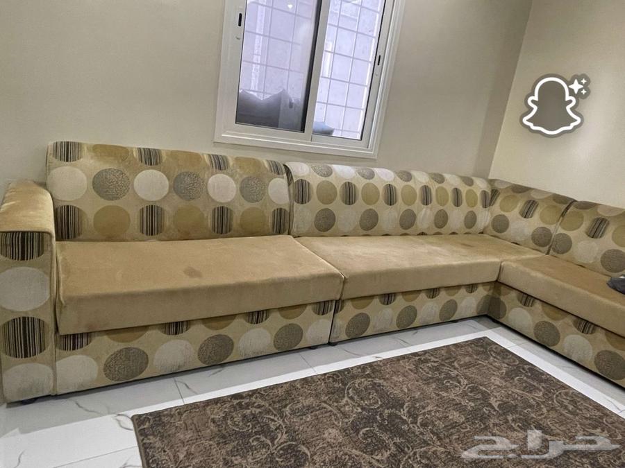 كنب للبيع. الي يبيه يجي وماحنا مختلفين على السعر64440887615363110