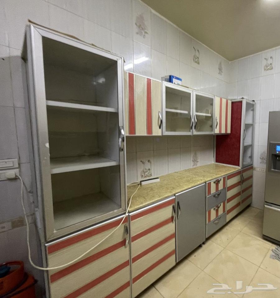 دولاب مطبخ طول 3 متر حالته جيده مفكوك جاهز للتحميل64433873143939110