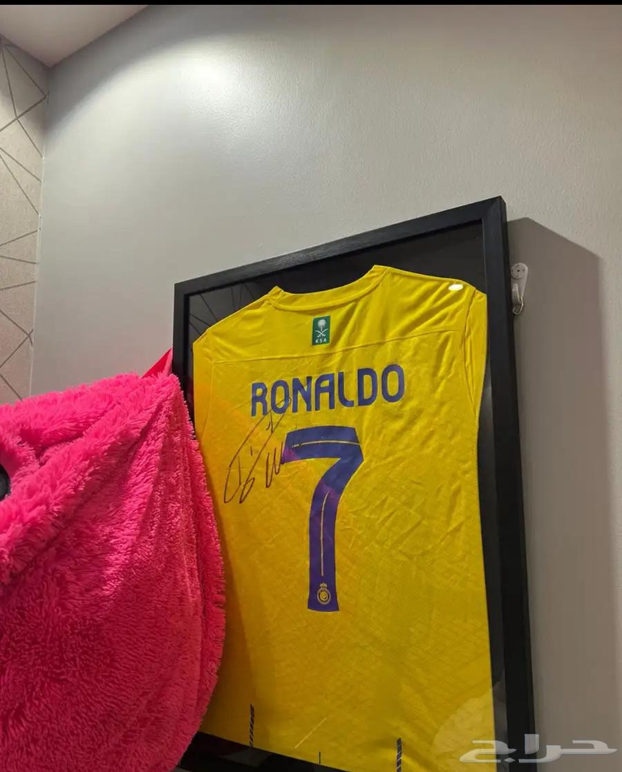 Cristiano's signature64434305677057110