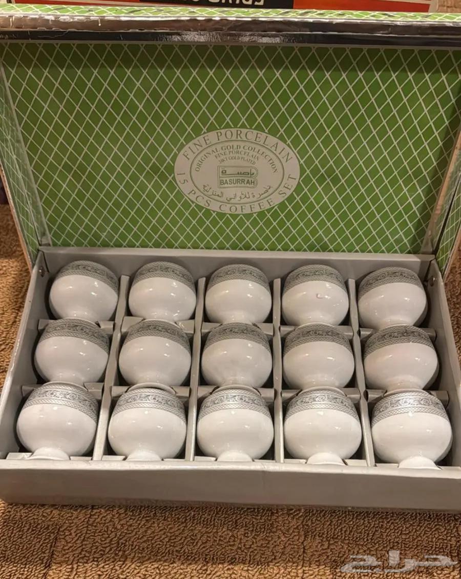 فناجيل القهوة نادرة وعلب قديمة جدا  و دربيل64436199400323110