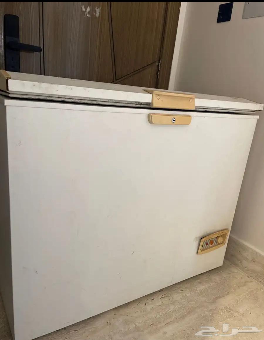 فريزر بحاله جيده64438645669890110