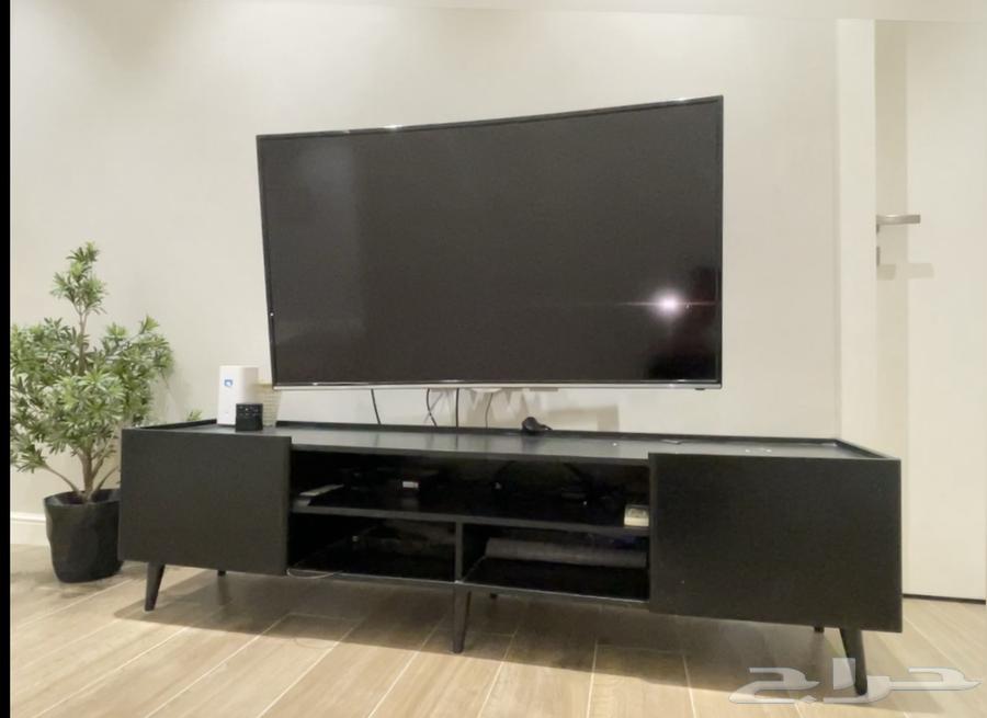 تلفزيون ومكتبة سوداء64441444978689110