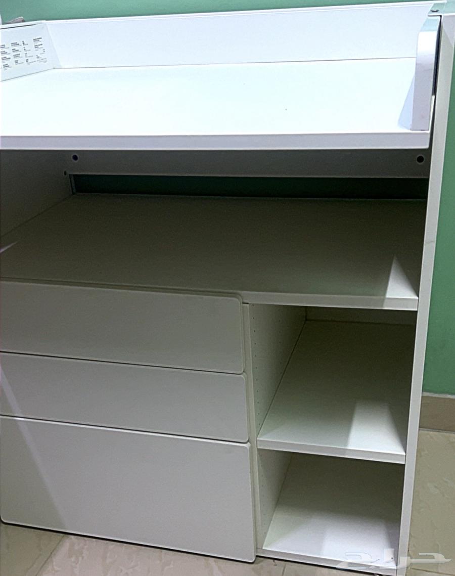 Changing table with drawers64441131003393110