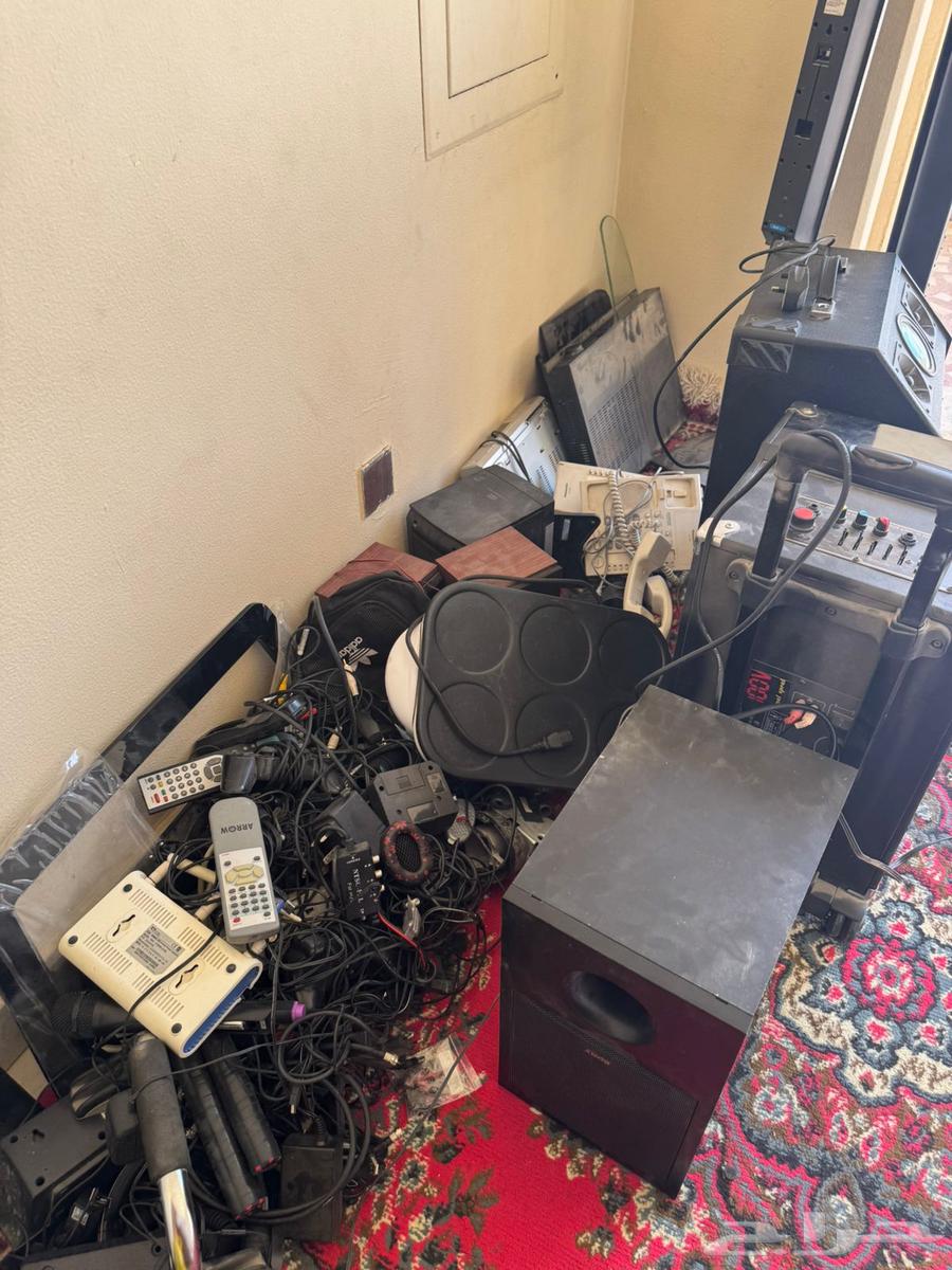 ادوات واجهزة اكترونية وكهربائي64435382164097112